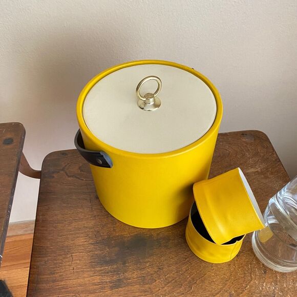 Vintage Yellow Vinyl Ice Bucket w Rocks Glasses Vinyl Cover Bar Set Mid-Century - Picture 3 of 8